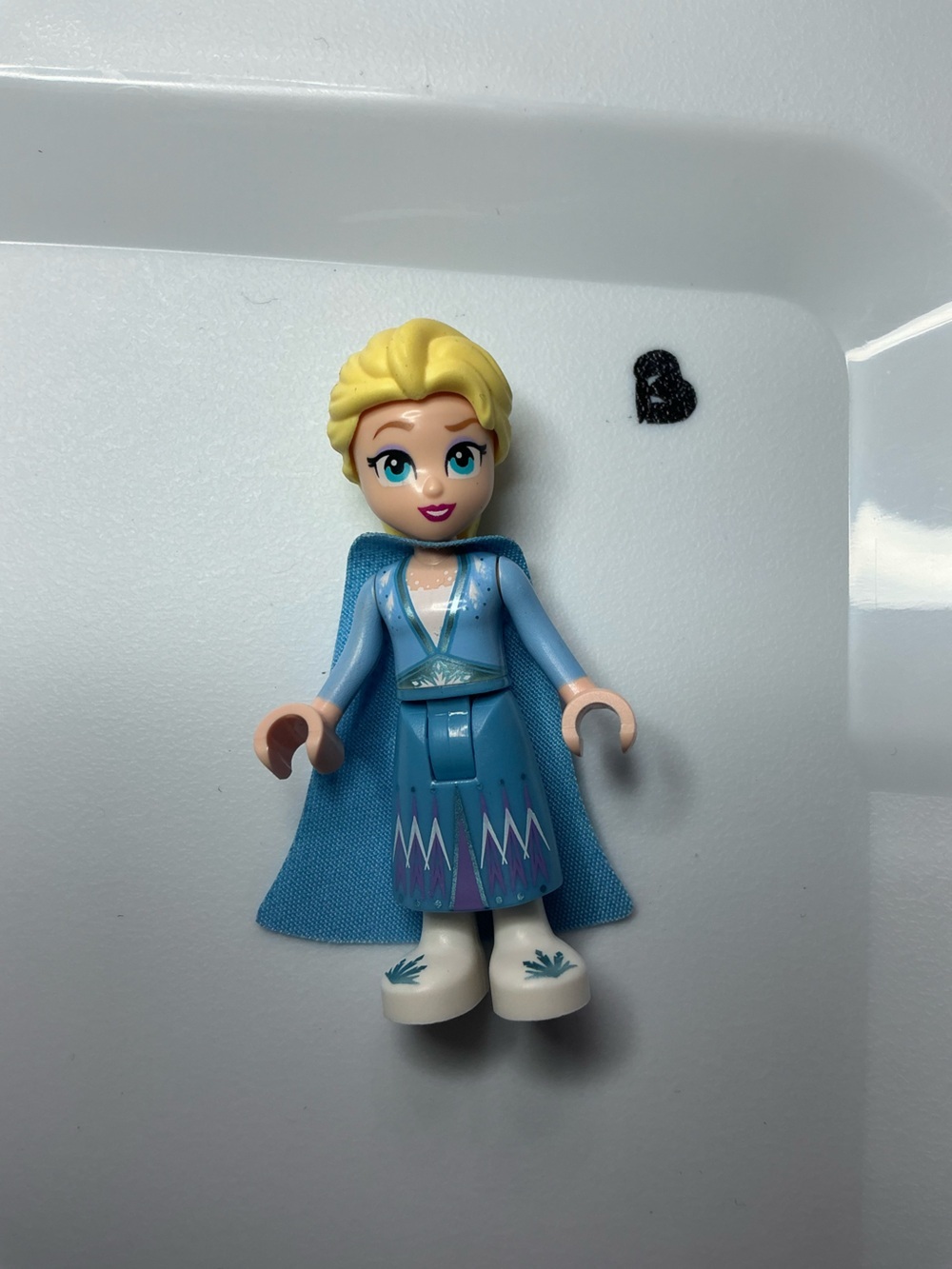 LEGO Disney Frozen Elsa minifigure
